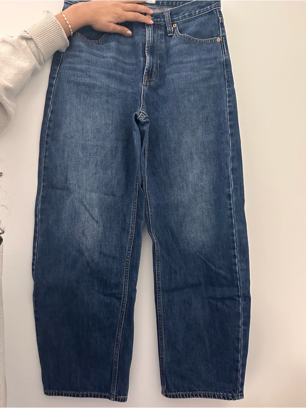GAP High Rise Barrel Jeans - Picture 3 of 4